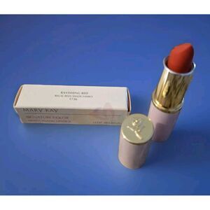 Mary Kay Signature Color Moisturizing Lipstick‎ RAVISHING RED 1736 Discontinued